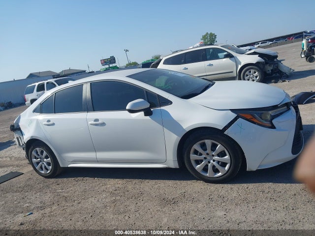 Toyota COROLLA LE 2022 JTDEPMAE4N3006408 Image 14