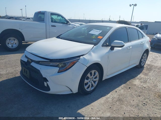 Toyota COROLLA LE 2022 JTDEPMAE4N3006408 Image 2