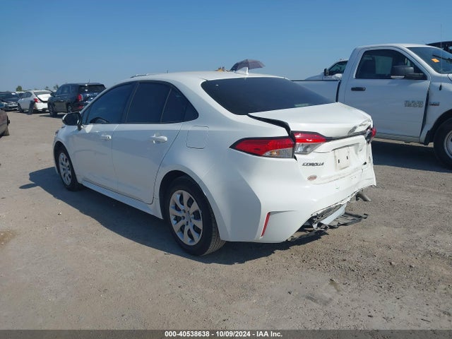 Toyota COROLLA LE 2022 JTDEPMAE4N3006408 Image 3
