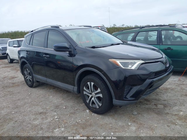 Toyota RAV4 LE 2017 2T3ZFREV2HW401006 Image 1