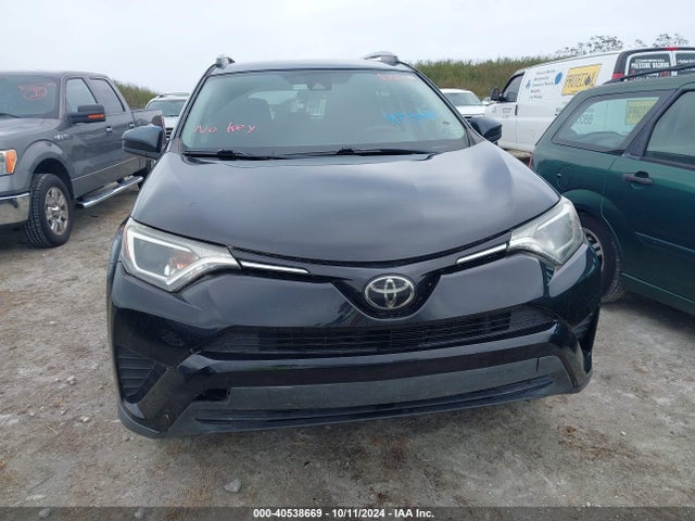 Toyota RAV4 LE 2017 2T3ZFREV2HW401006 Image 12