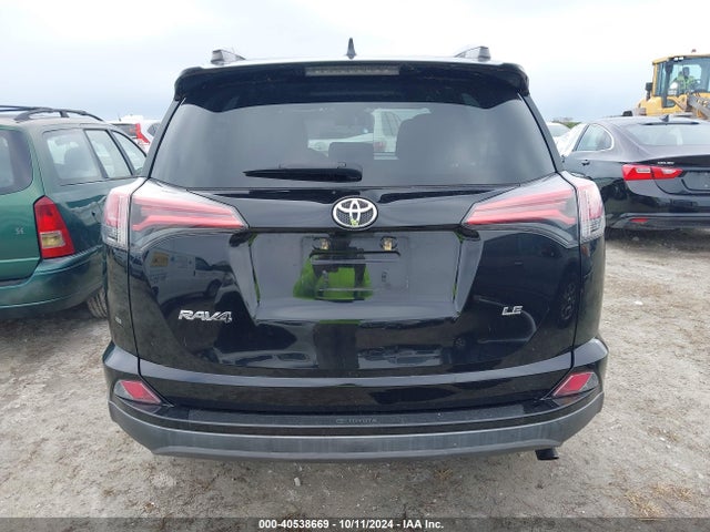 Toyota RAV4 LE 2017 2T3ZFREV2HW401006 Image 16