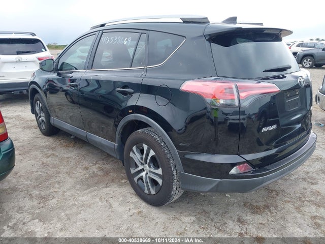 Toyota RAV4 LE 2017 2T3ZFREV2HW401006 Image 3