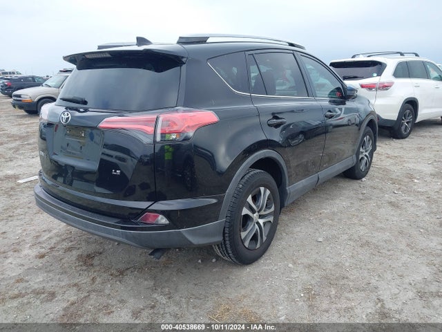 Toyota RAV4 LE 2017 2T3ZFREV2HW401006 Image 4