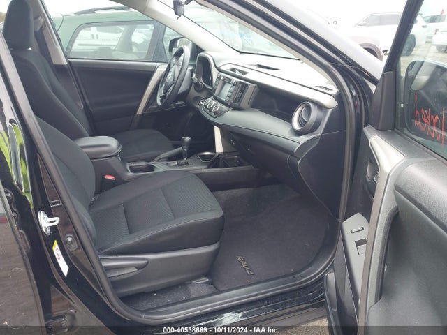 Toyota RAV4 LE 2017 2T3ZFREV2HW401006 Image 5
