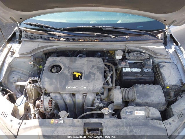 Hyundai Veloster 2.0 2019 KMHTG6AF7KU019764 Image 10