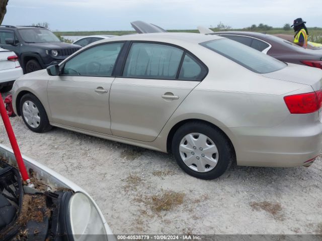 3VW1K7AJ5EM234957 Volkswagen Jetta 2.0l S