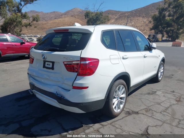2016 BMW X3 5UXWX9C50G0D80339 Photo 3