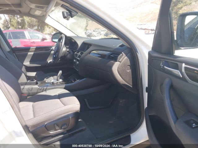 2016 BMW X3 5UXWX9C50G0D80339 Photo 4