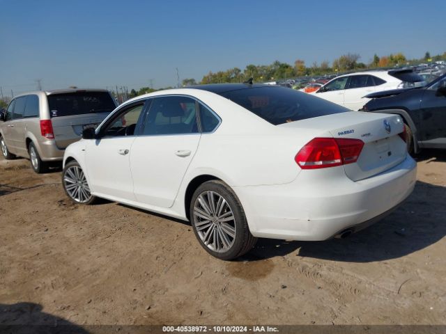 2014 VOLKSWAGEN PASSAT 1VWBT7A30EC078508 Photo 2