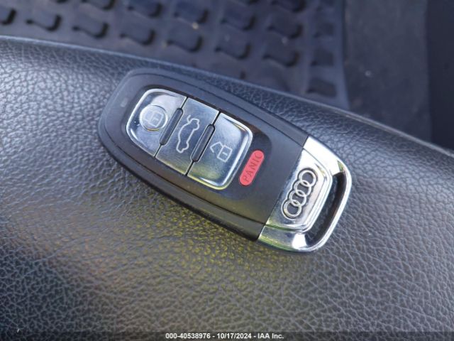 WA1LFAFP9EA020586 Audi Q5 2.0t Premium