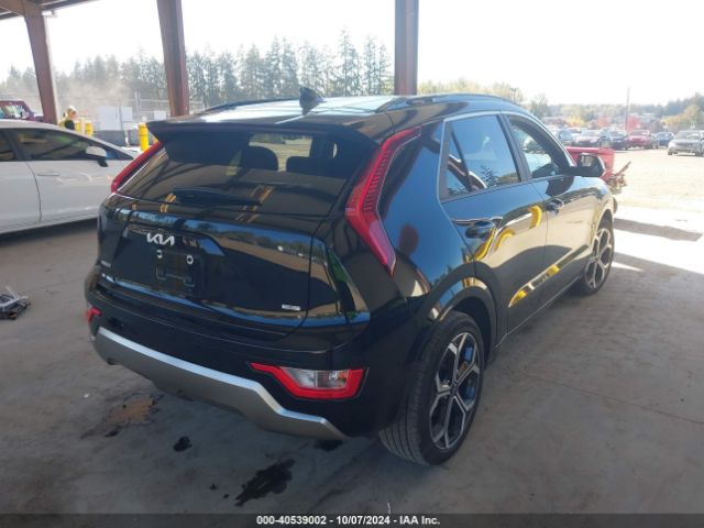 KNDCR3LE2R5128266 KIA Niro Ex Touring