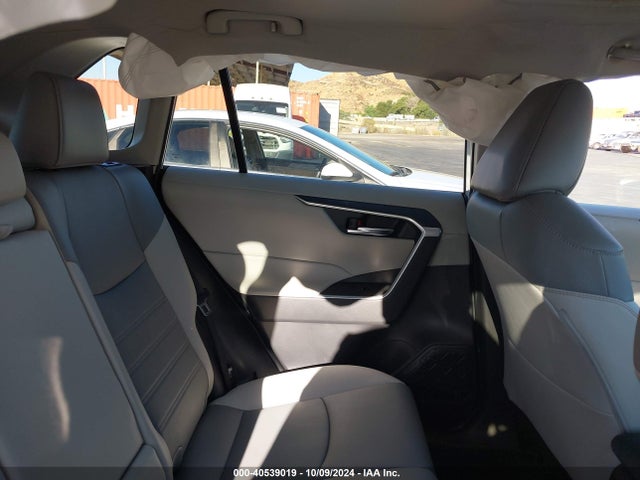 Toyota Rav4 Xle Premium 2022 2T3C1RFV9NW230642 Image 8
