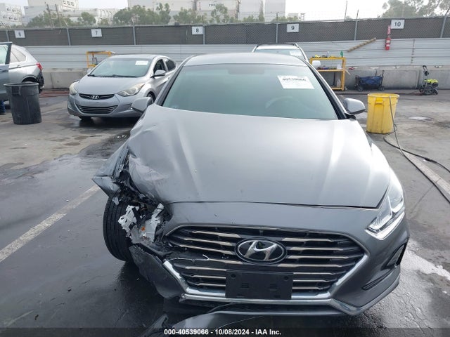 Hyundai SONATA SE 2018 5NPE24AF4JH672481 Image 12