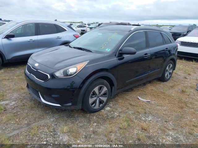 KNDCB3LC8H5039514 KIA NIRO LX