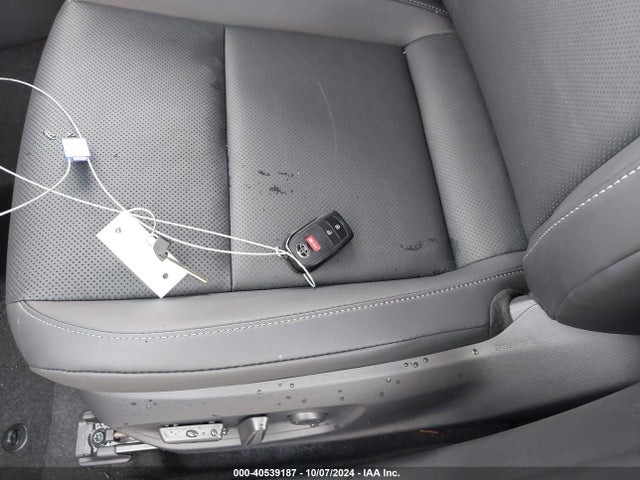 Toyota PRIUS XLE 2024 JTDACAAU7R3030837 Image 11