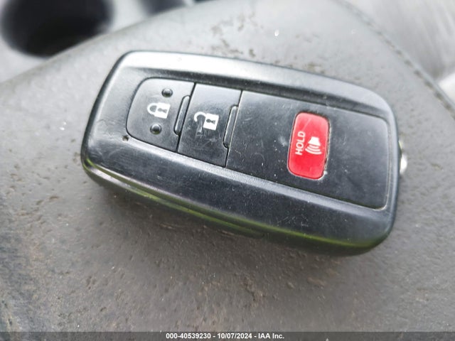Toyota Prius Two Eco 2016 JTDKARFU5G3502256 Image 11