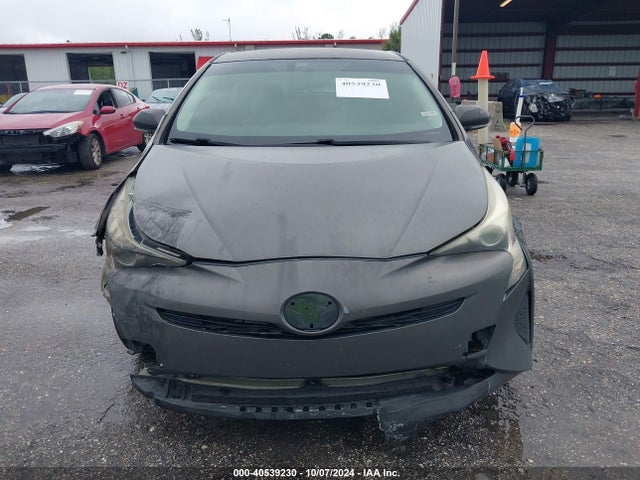 Toyota Prius Two Eco 2016 JTDKARFU5G3502256 Image 13