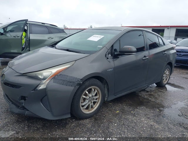 Toyota Prius Two Eco 2016 JTDKARFU5G3502256 Image 2