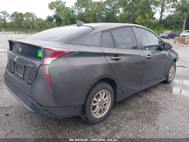 Toyota Prius Two Eco 2016 JTDKARFU5G3502256 Image 4