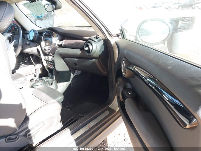 2019 MINI HARDTOP WMWXP7C53K2A54572 Photo 4