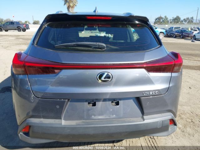JTHX3JBH2M2042130 Lexus UX 200