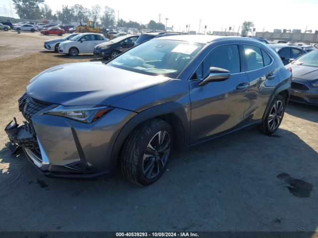 JTHX3JBH2M2042130 Lexus UX 200