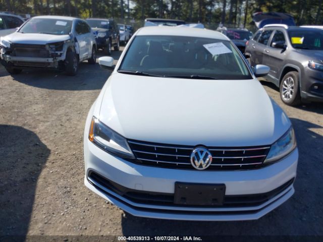 3VW2B7AJ4JM219994 Volkswagen Jetta 1.4t S