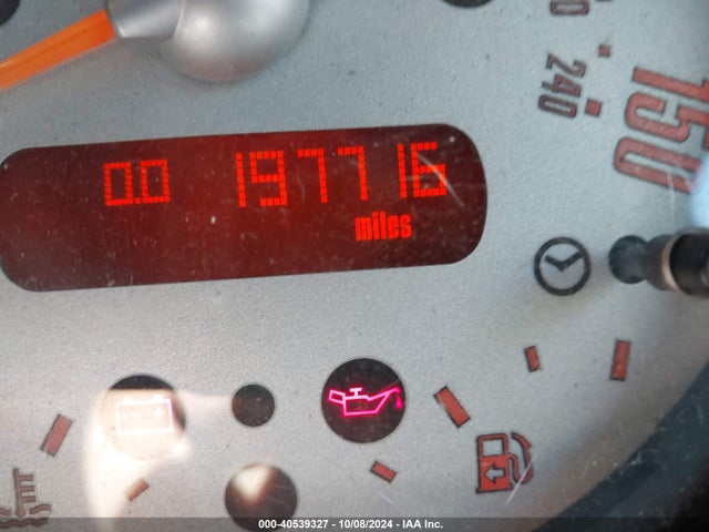 2005 MINI COOPER WMWRF33415TF61917 Photo 6