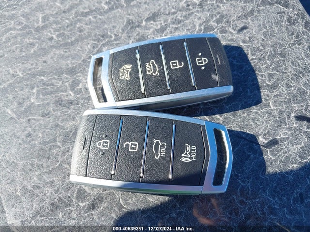 Genesis G90 2018 KMHG54JH7JU037032 Image 11