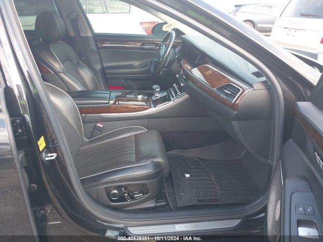 Genesis G90 2018 KMHG54JH7JU037032 Image 5