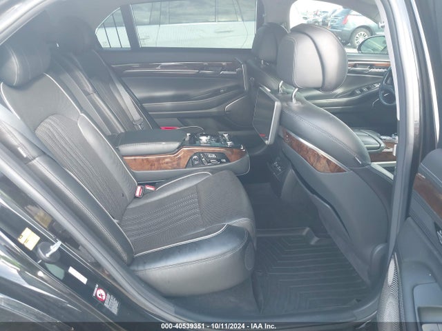 Genesis G90 2018 KMHG54JH7JU037032 Image 8