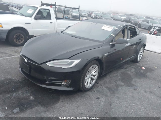 2018 TESLA MODEL S 5YJSA1E28JF277116 Photo 1