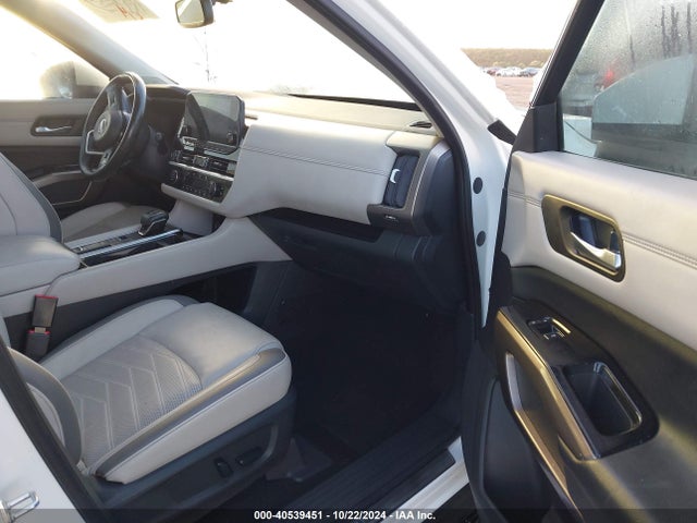 Nissan Pathfinder Platinum 2wd 2022 5N1DR3DH6NC214467 Image 5