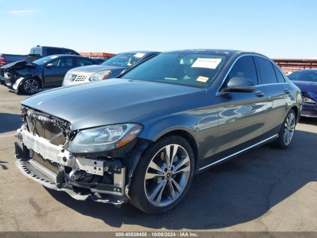 55SWF4JB1HU230982 Mercedes-Benz C 300 Luxury/sport