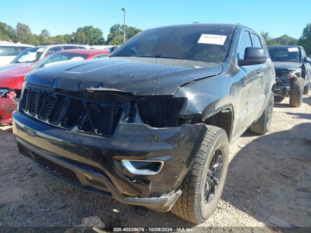 1C4RJFAG2HC679766 Jeep Grand Cherokee Laredo 4x4