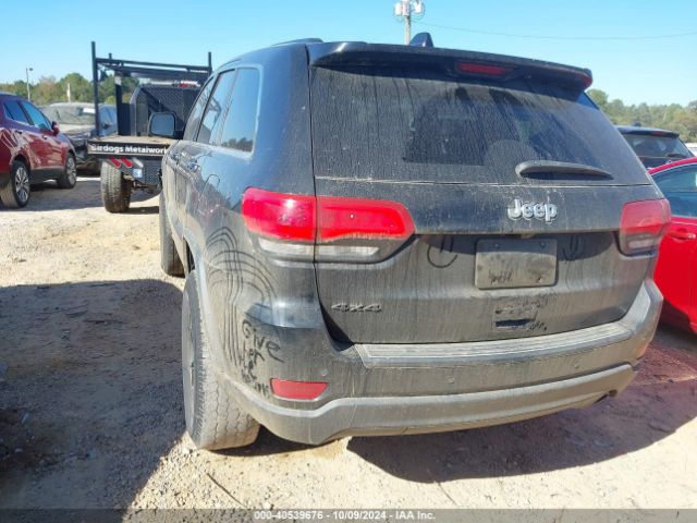 1C4RJFAG2HC679766 Jeep Grand Cherokee Laredo 4x4