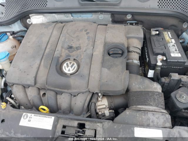3VW5P7AT2EM802005 Volkswagen Beetle 2.5l
