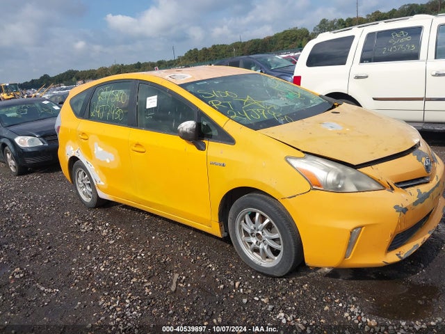 Toyota Prius V Two 2014 JTDZN3EU5E3307708 Image 1