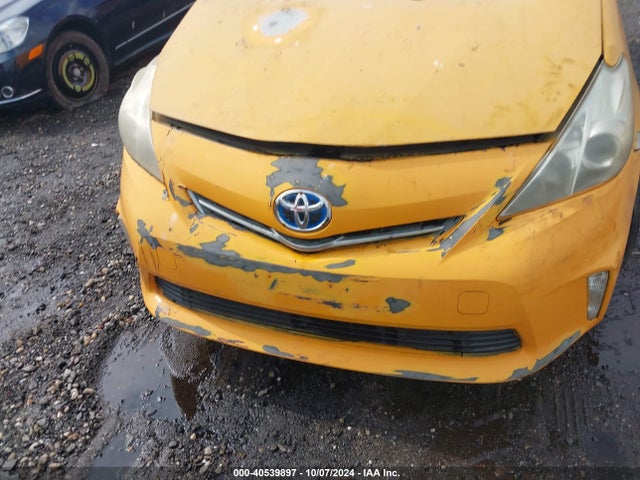 Toyota Prius V Two 2014 JTDZN3EU5E3307708 Image 11