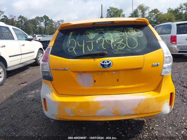 Toyota Prius V Two 2014 JTDZN3EU5E3307708 Image 15