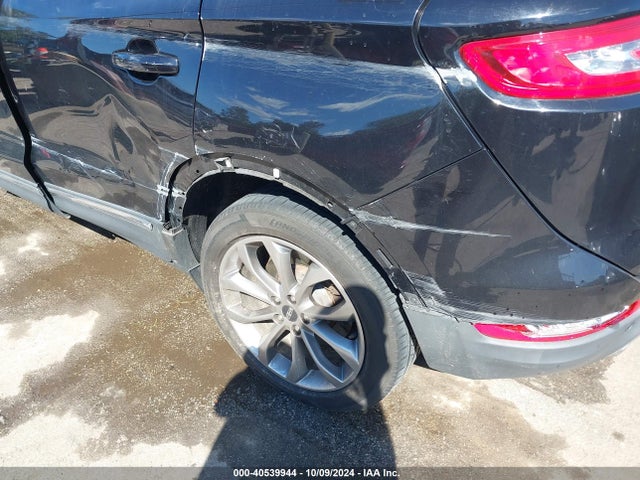 Lincoln MKC SELECT 2019 5LMCJ2C93KUL08011 Image 18