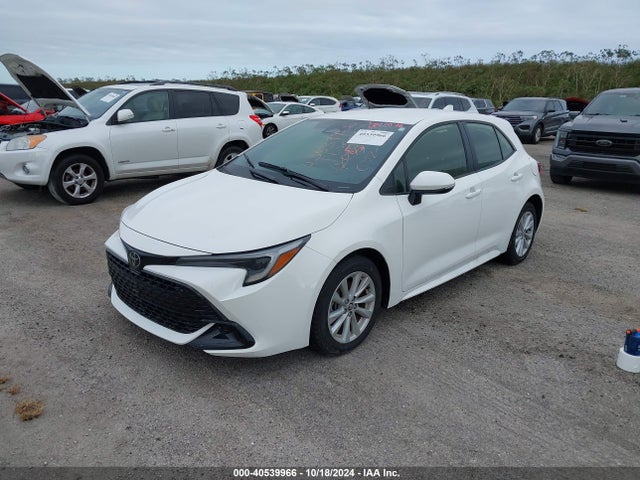 Toyota COROLLA SE 2023 JTND4MBE6P3211990 Image 2