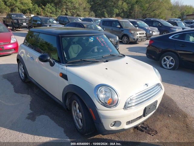 2007 MINI COOPER WMWMF33517TL78892 Photo 0
