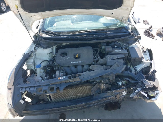 KIA FORTE LX 2017 3KPFK4A7XHE016765 Image 10