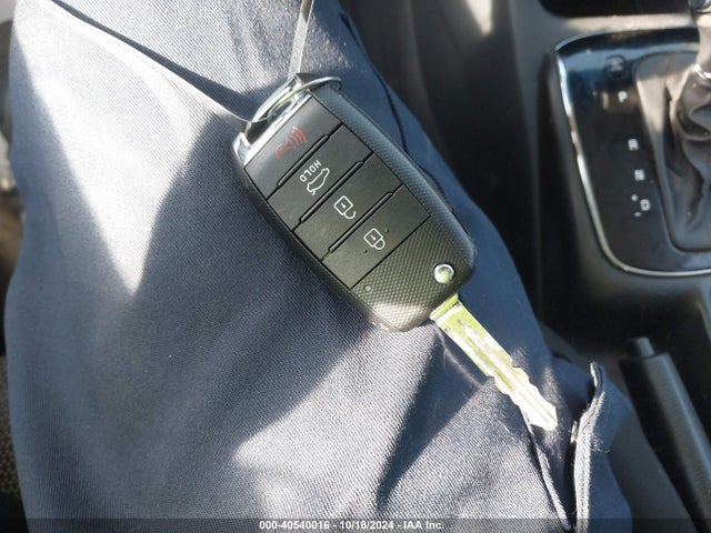 KIA FORTE LX 2017 3KPFK4A7XHE016765 Image 11
