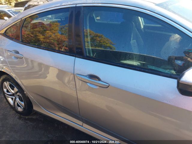 19XFC2F5XGE225477 Honda Civic Lx