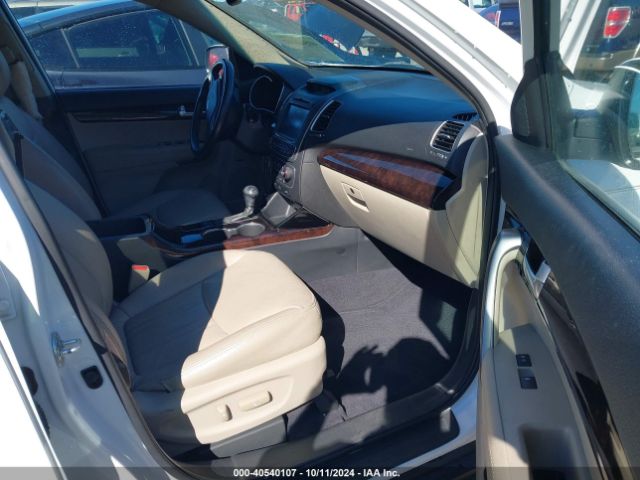 5XYKU4A73EG537107 KIA Sorento Ex V6