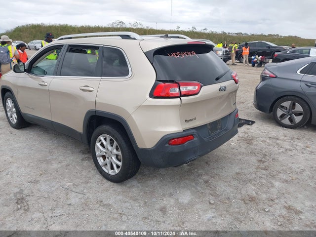 Jeep Cherokee Latitude 2015 1C4PJLCB0FW620847 Image 3
