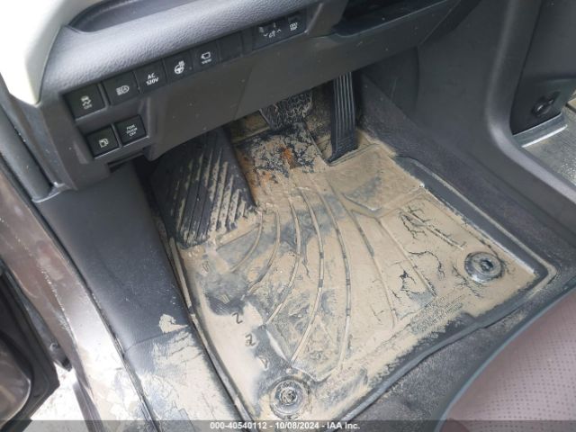 5TDESKFC2PS106874 Toyota Sienna Platinum
